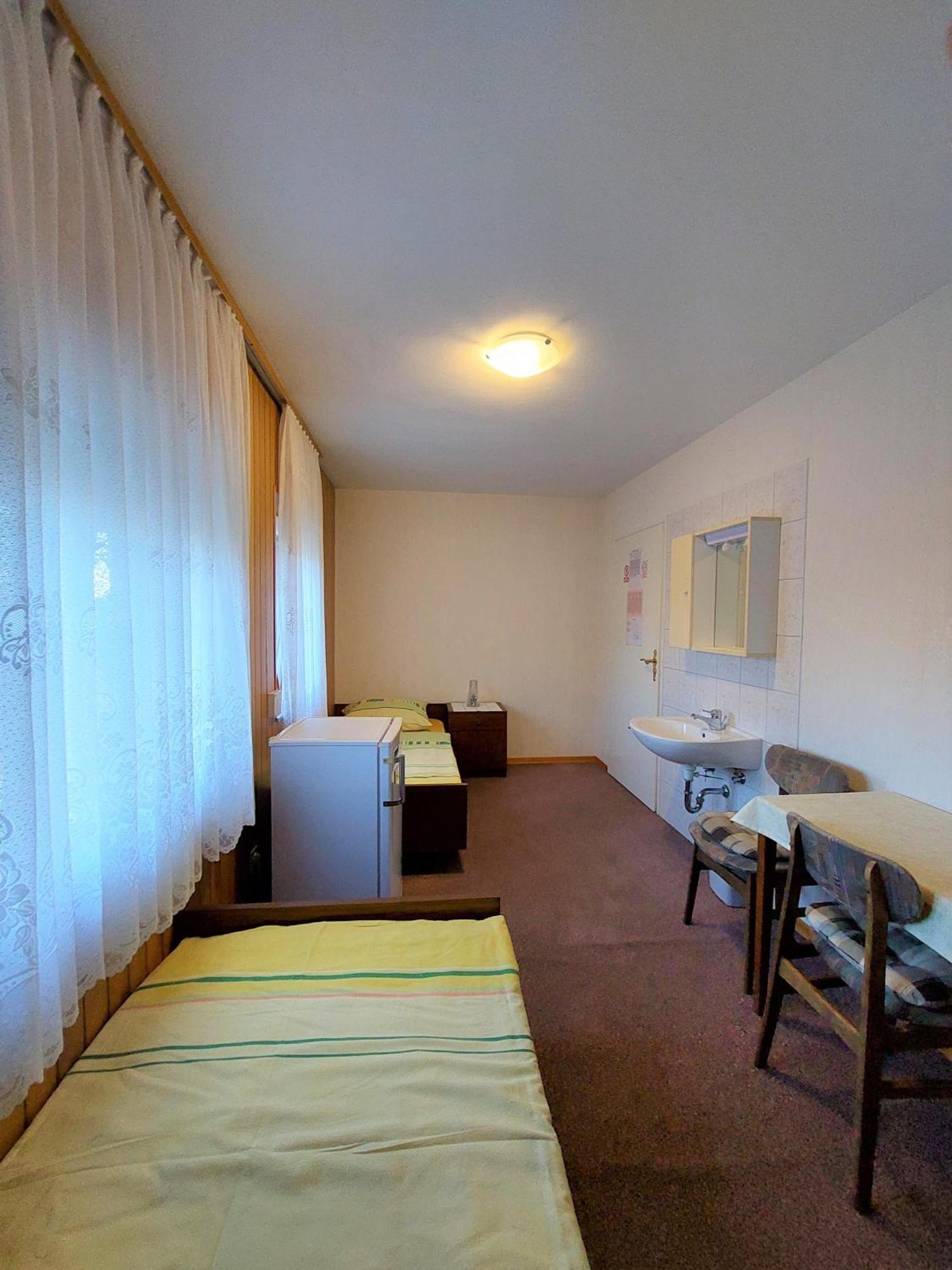 Sobe Crikvenica 29926 - Mileva Hotell Rum bild